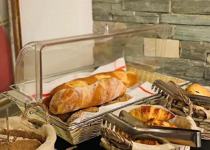 Hotel De Charme La Poste 3*