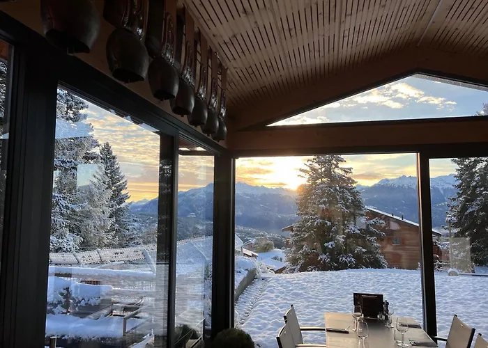 De Charme La Poste Hotel Anzère