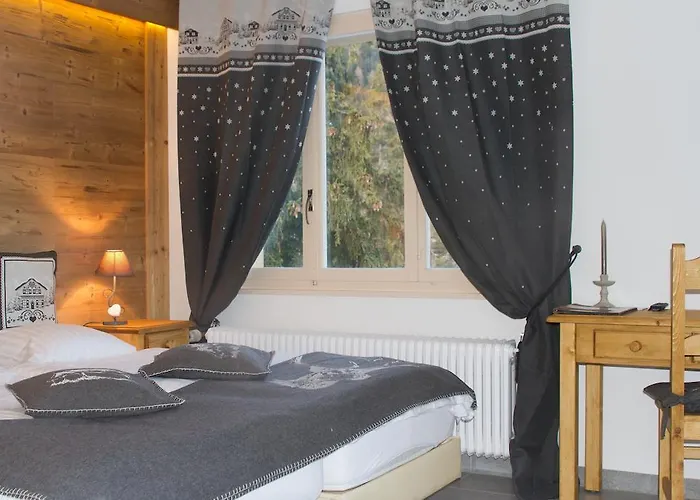 De Charme La Poste Hotel 3*